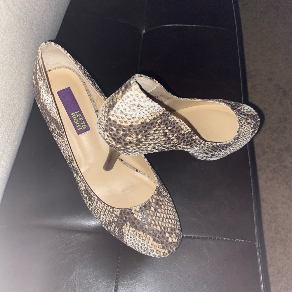 Women's Snakeskin Pumps - Brown